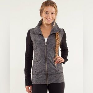lululemon athletica Daily Yoga Jacket size 8
